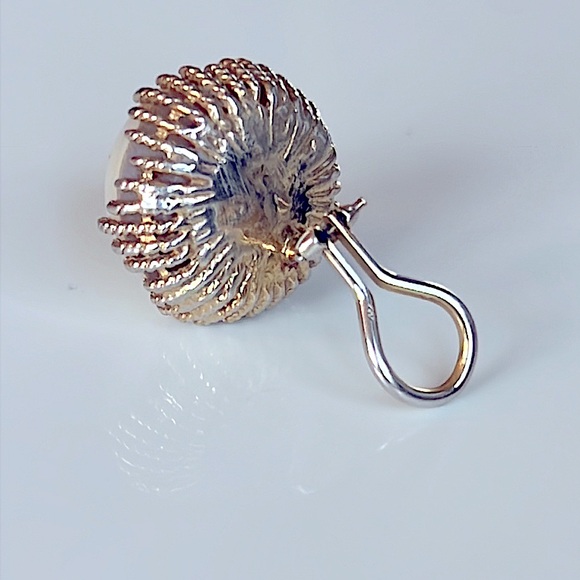 14 karat gold, and 17 mm pearl earrings - Picture 4 of 7